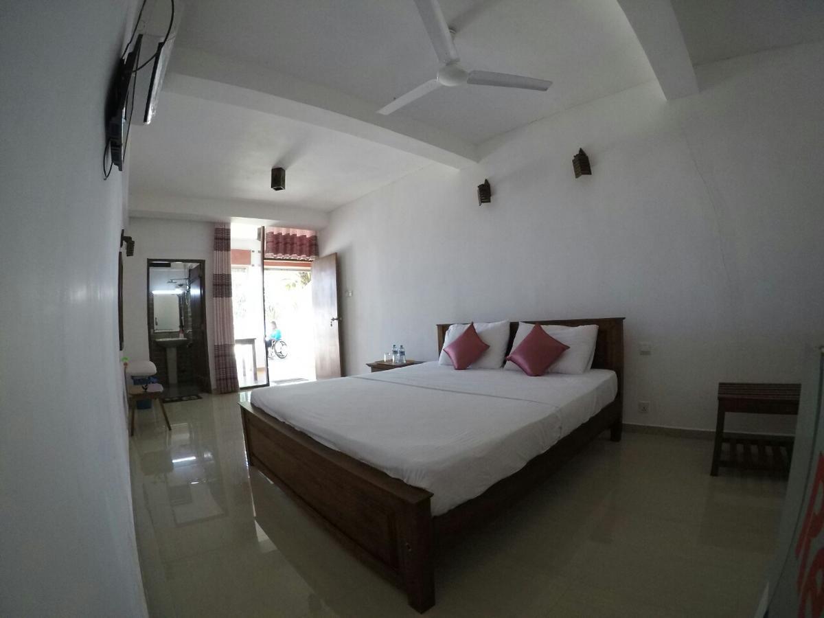 Dasa Beach View Habaraduwa Luaran gambar